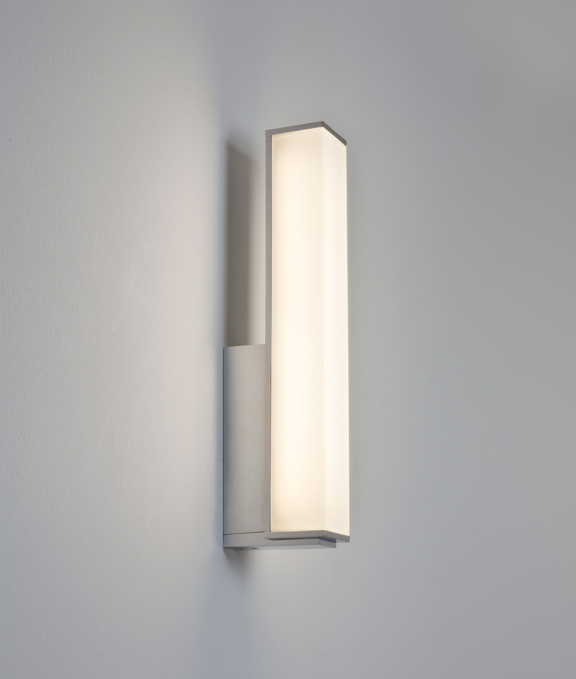 Luminaire salle bain applique led karla.jpg